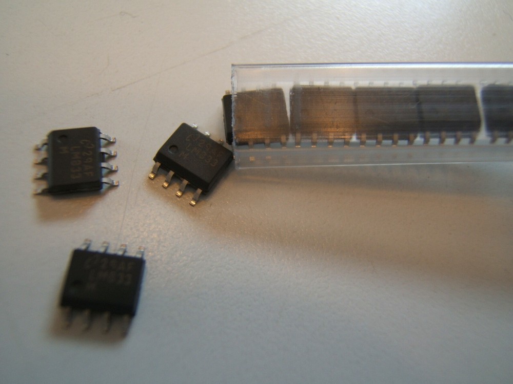15 TEXAS INSTR / NATIONAL SEMI LM833M SOIC 8 PIN LOW NOISE OPERATIONAL AMP. IC