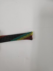 25 FT 1/2″ BLACK WITH RED YELLOW GREEN STRIPE PET EXPANDO SLEEVING BRAID