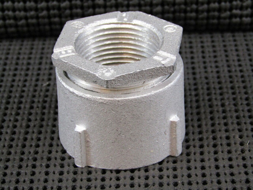 Thomas & Betts 677AL 1″ Aluminum Erickson Coupling For Rigid Metal Conduit