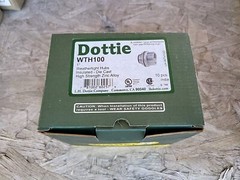 (10) LH Dottie WTH100 1″ Die-Cast Zinc Insulated Weathertight Rigid Conduit Hub