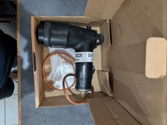 Hubbell 8.4kV MCOV Elbow Arrester, 215ELA10 ^