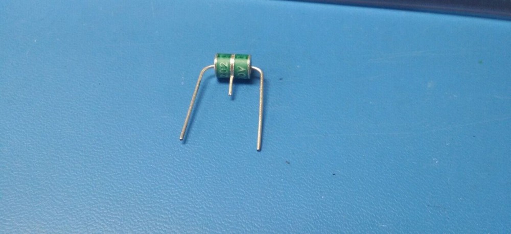 (2 PCS) 2026-40-C Gas Discharge Tube 400 V 20000A (20kA) ±20% 3 Pole
