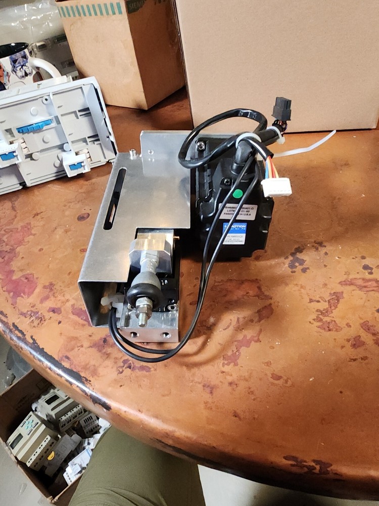NSK MCM03005P02K00 PBM565DXC20 CNC?