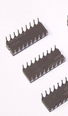 3- Vintage Intel MD2147/B 7832 14A37 Malaysia 2147 4096 SRAM RAM Cer 18 Pin DIPs