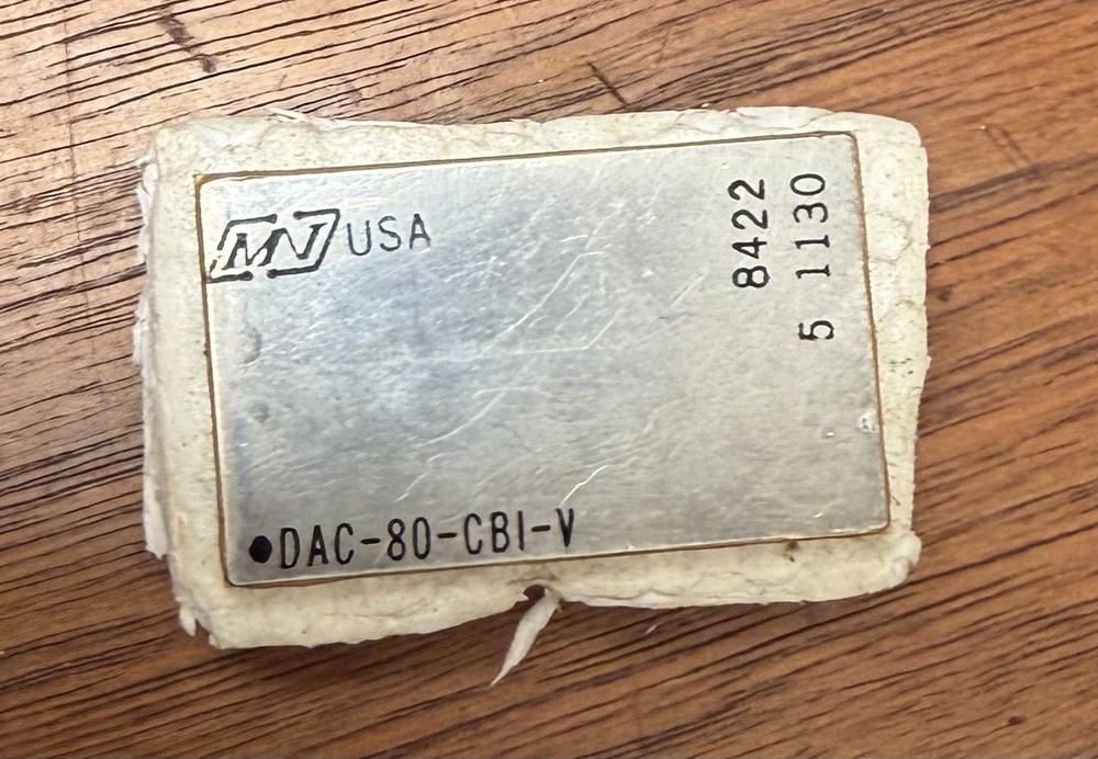 Micro Networks DAC80-CBI-V Gold Dip Ic Chip Vintage Collector