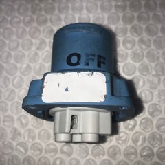 * Preowned Meltric Inlet Plug 63-18043 20A 408VAC DSN20 #