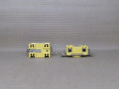 New lot of 2 GE GL2120C Corrosion Resistant Locking Receptacle Wiring Device AK