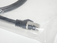 FS C6ASFTPSGPVC Cat6a Snagless SFTP PVC CM Patch Cable 26AWG 4′ 1.2M Black – …