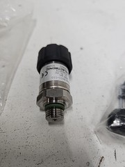Hydac 4775-B-9000-000 Pressure Transmitter Transducer 12-30VDC 9000PSI *NOS*