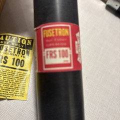 BUSSMANN – FUSETRON DUAL ELEMENT FUSE FRS 100 600v Class K9 New Old Stock W Box