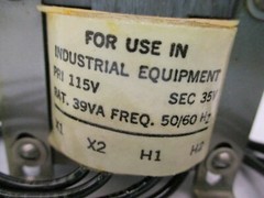 New open-box Reliance Electric Pri. 115V Sec. 35V Rat. 39V 411027-32R A1300AES