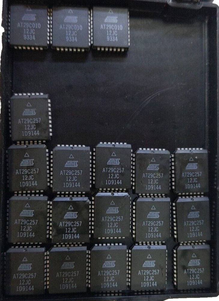 Lot of 16 Atmel AT29C257-12 + Bonus 3 Atmel AT29C010A-12