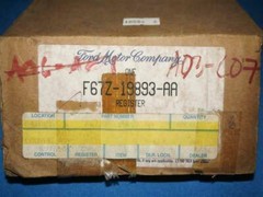 Ford F67Z-19893-AA F67Z19893AA Louvre ASY NEW NOB