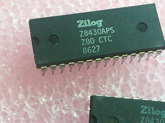 2pc Z8430APS ZILOG Z80A CTC 28 PIN DIP