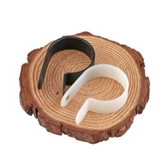 Black & White Nylon Plastic P Clips For Cable & Tubing – High Quality Full size