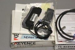 LOT OF 3 KEYENCE FS-V22RP FS-N41P FS2-65P FIBER AMPLIFIERS (B)