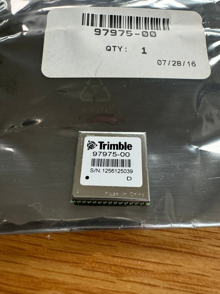 Trimble 97975-00 GNSS GPS timing module – NEW Open box