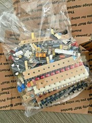 BOX of ELECTRONIC COMPONENTS CAPACITORS RESISTORS SEMICONDUCTORS LEDS LOT NEW!