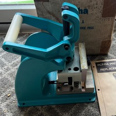 Alpha Wire Corporation FCT-11A Benchtop Bench Press System New inBox With Manual