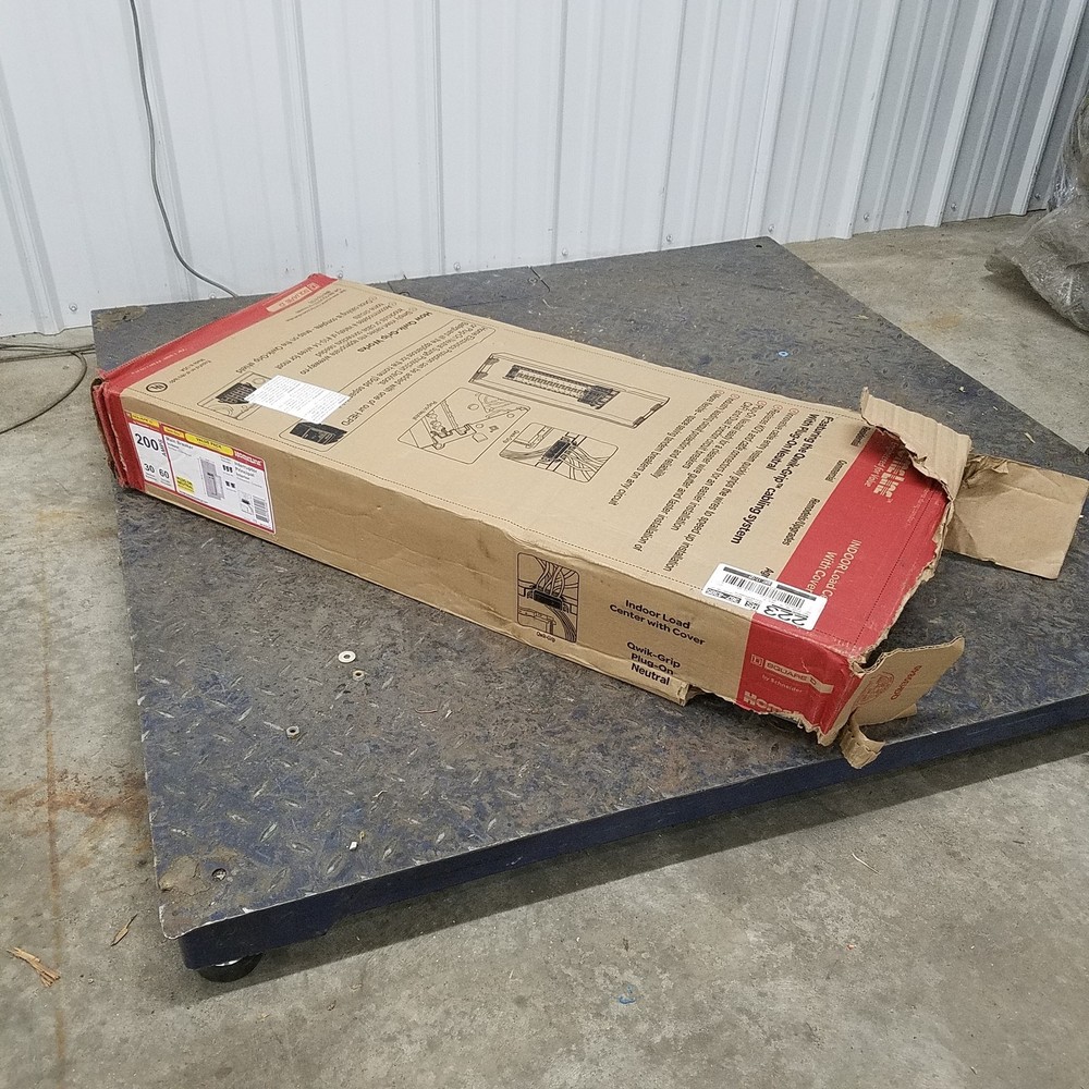 Square D HOM3060M200PQCVP Load Center, 200A, 120/240V – NEW