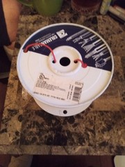 New Coleman Cable Inc. 500′ Roll of 16 STR Red Fixture Wire