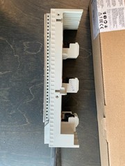 BUSBAR ADAPTER 60MM SYS. 100A 8US1211-4TR00
