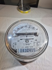 GE General Electric 700X1G9 Polyphase Two Stator Watthour Meter 60 Amp