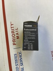NEW- NSI Tork 3002 Flush Mounting Photocontrol 208-277VAC SPST