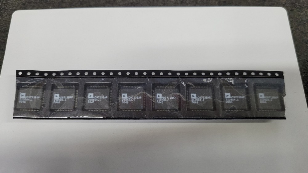 Lot 8PCS AD9713BAP original DAC 1-CH R-2R 12-bit 28-Pin PLCC – New Cut Tape