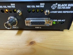 Black Box 4 Port BNC Repeater Rev A1 02-00220 Industrial Network Hub Tested