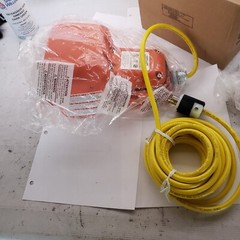 531-SWHOXG Line Master Hercules Foot Switch, & HBL4710 Outlet & Plate