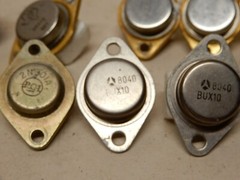 Large Lot of Various Transistors TR375 ECG180 and More Total 17