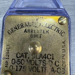 General Electric Arrester Unit 9LA4C1 USA 0-50v DC 0-175v AC w/ Adapter Untested