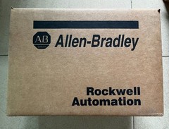 AB New Sealed servo motor MPL-B330P-MJ74AA Free Shipping PLC US