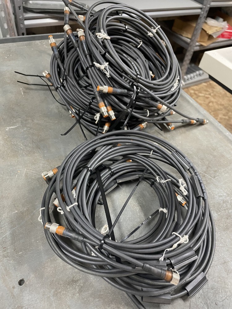 LUMBERG RSMV 3-RKMV 3-224/2 M CABLE 3 PIN 2M W518