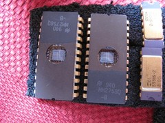 vintage INTEL Gold Cap Lot Microprocessor EPROM Chips
