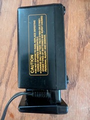 Panasonic RE503 Battery Charging Station 120V 110mA Input, 2.4VDC 1.4A Output