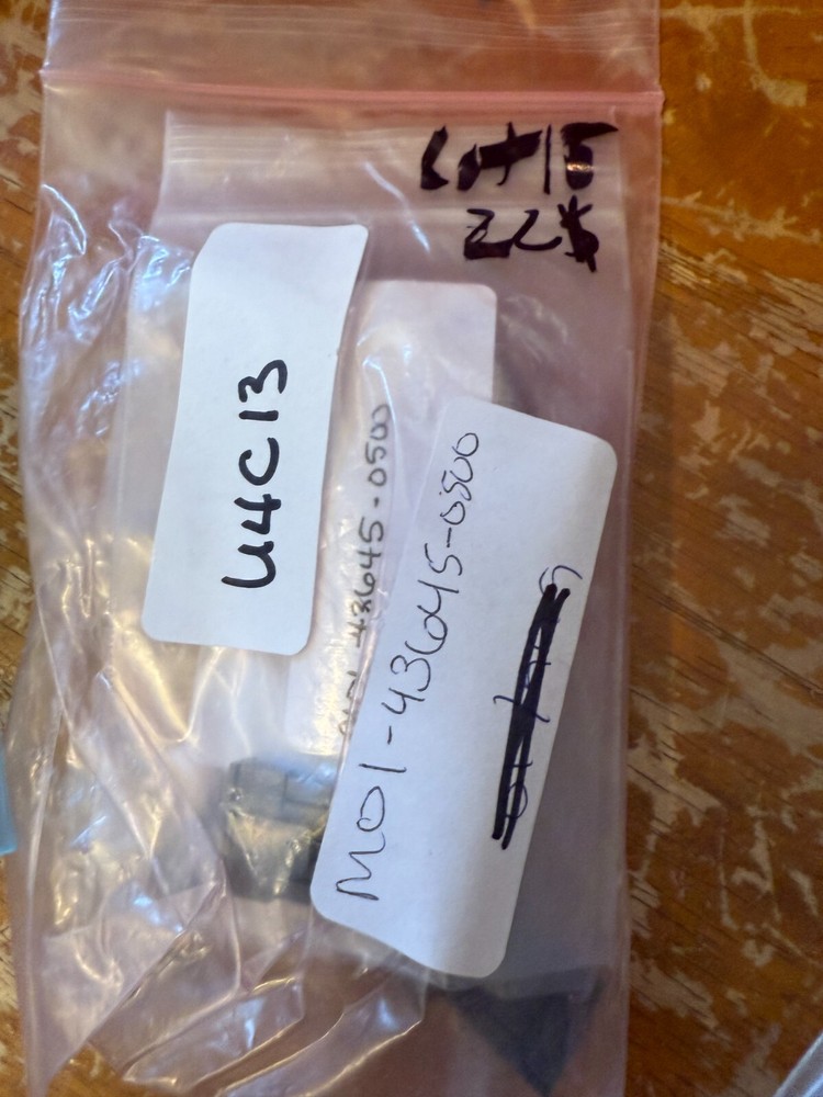 NEW LOT of 15 Molex Female receptacle Housing 5 Position Plug # MOL 43645-0500