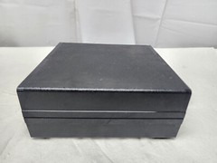 BLACK BOX CORP X SWITCH SW110B-FFFF / SW110BFFFF – USED