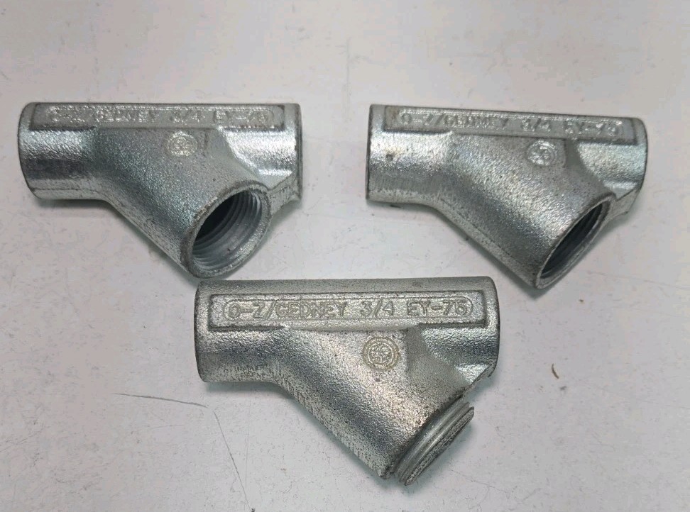 Lot of 3 – O-Z Gedney EY75 EY-75 3/4″ Hazardous Location Sealing Fitting