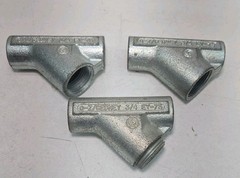 Lot of 3 – O-Z Gedney EY75 EY-75 3/4″ Hazardous Location Sealing Fitting