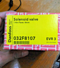 2PCS LOT – Danfoss 032F8107 Solenoid valve, EVR 3, Flare, 1/4 in- Brand New