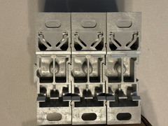 New In The Box ILSCO PDE-11-3/0 ILSCO Power Distribution Block See Pictures
