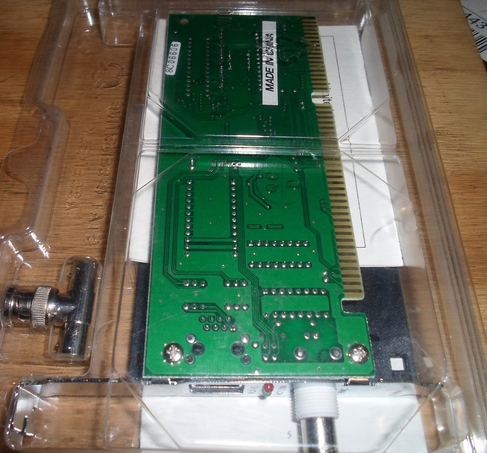 ENCORE ESL-816V ETHERNET ADAPTER ( NEW IN PACKAGE)