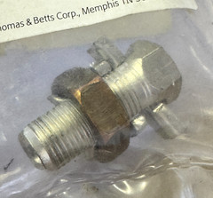 THOMAS & BETTS 2HPS-B1 SPLIT-BOLT CONNECTOR, 2-10 AWG COPPER, 1 PC.