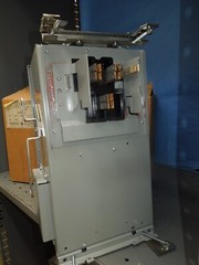GE AC34LC1G 40A 3ph 3W 480V Ground Armor Clad Breaker Type Flex-A-Plug Busplug