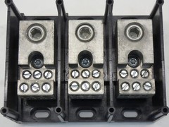 Ferraz Shawmut Mersen 67663 Power Distribution Block, 600V, 3P – NEW Surplus!