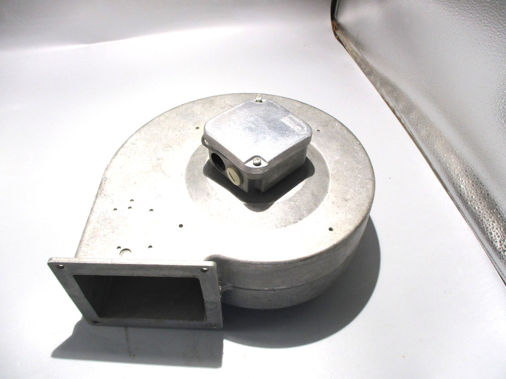 NEW EBM G2D180-AE02-14 FAN BLOWER-ALUMINUM