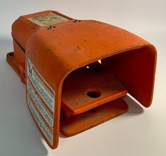 Linemaster Hercules 542-SWH Foot Switch