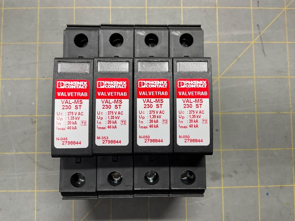 NEW LOT OF 4 Phoenix Contact VAL-MS 230 ST Valvetrab Surge Protection 2798844